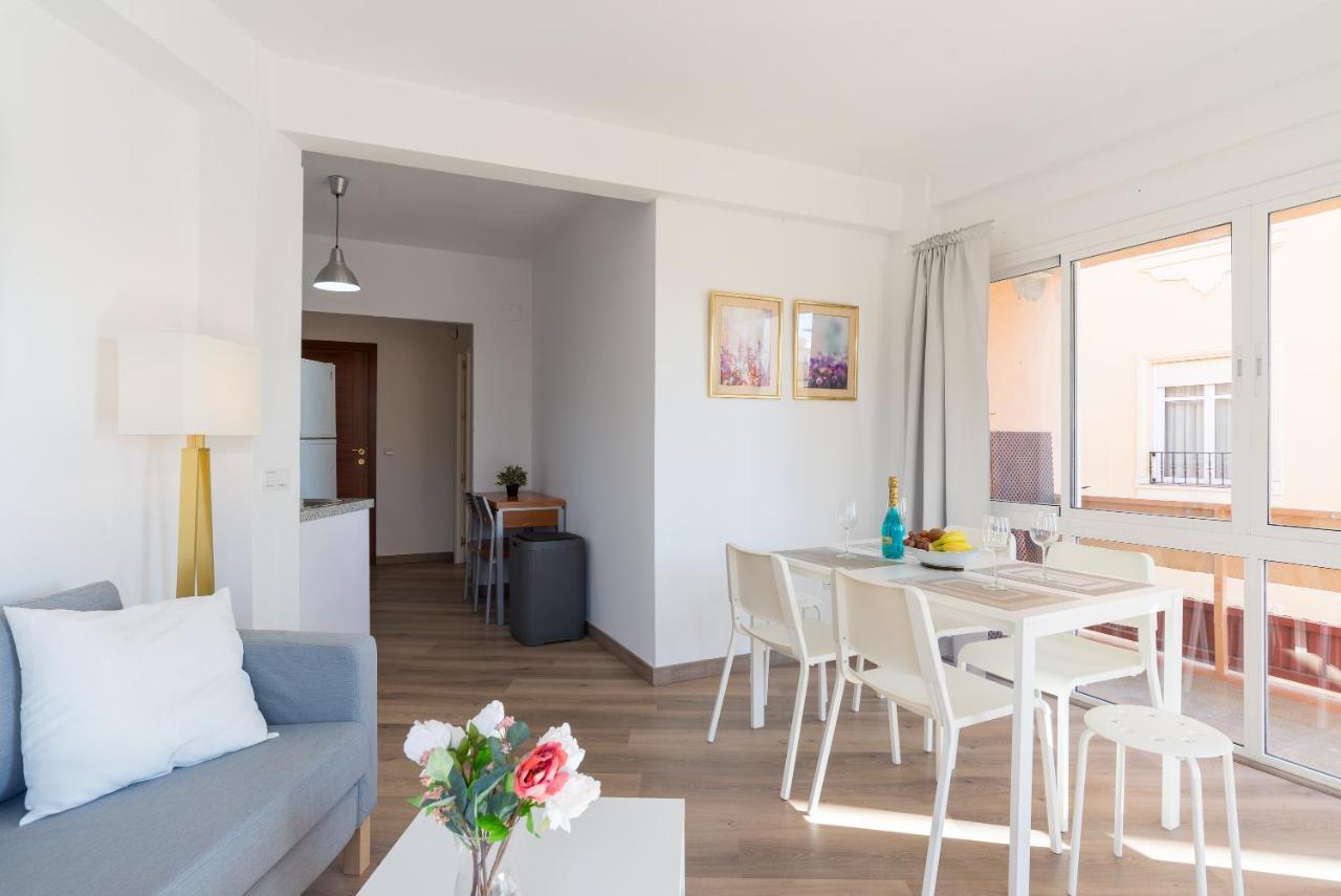 Soho Centro Terrace 2 Rooms Young People Only Malaga Exterior photo