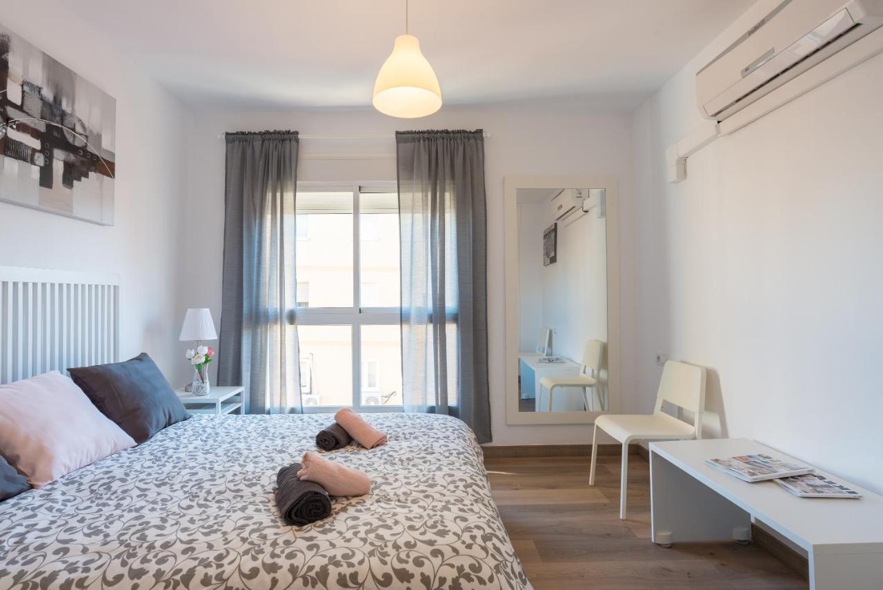 Soho Centro Terrace 2 Rooms Young People Only Malaga Exterior photo